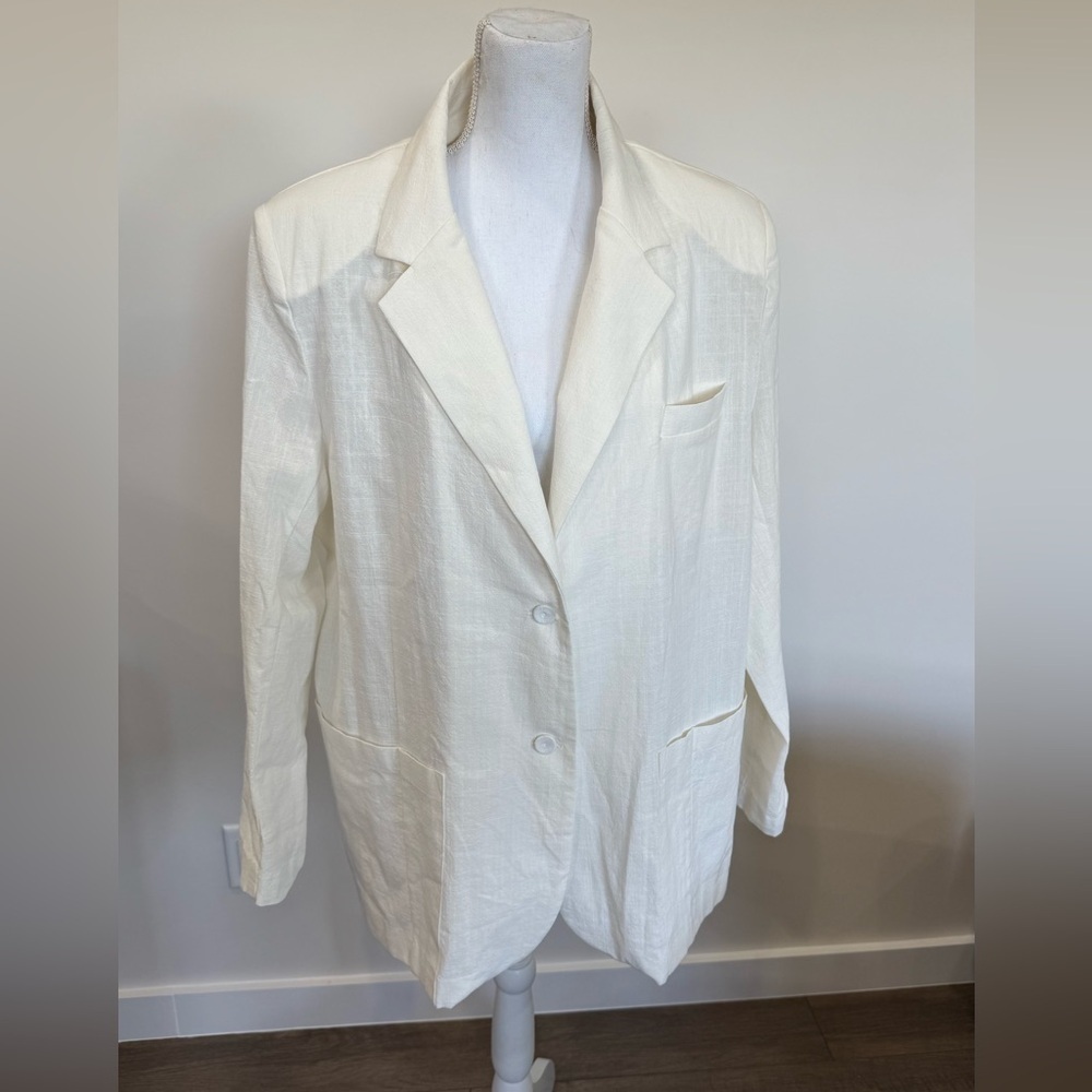 Storets Two Button Oversized Blazer Size S/M Minimalist Chic Contemporary